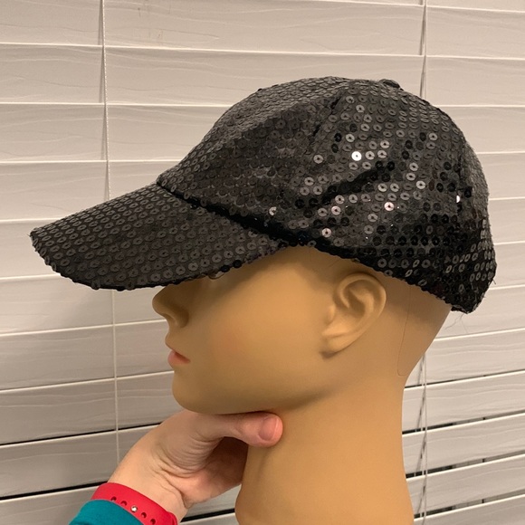 Gazzaz Black Sequin Cap - Picture 8 of 17